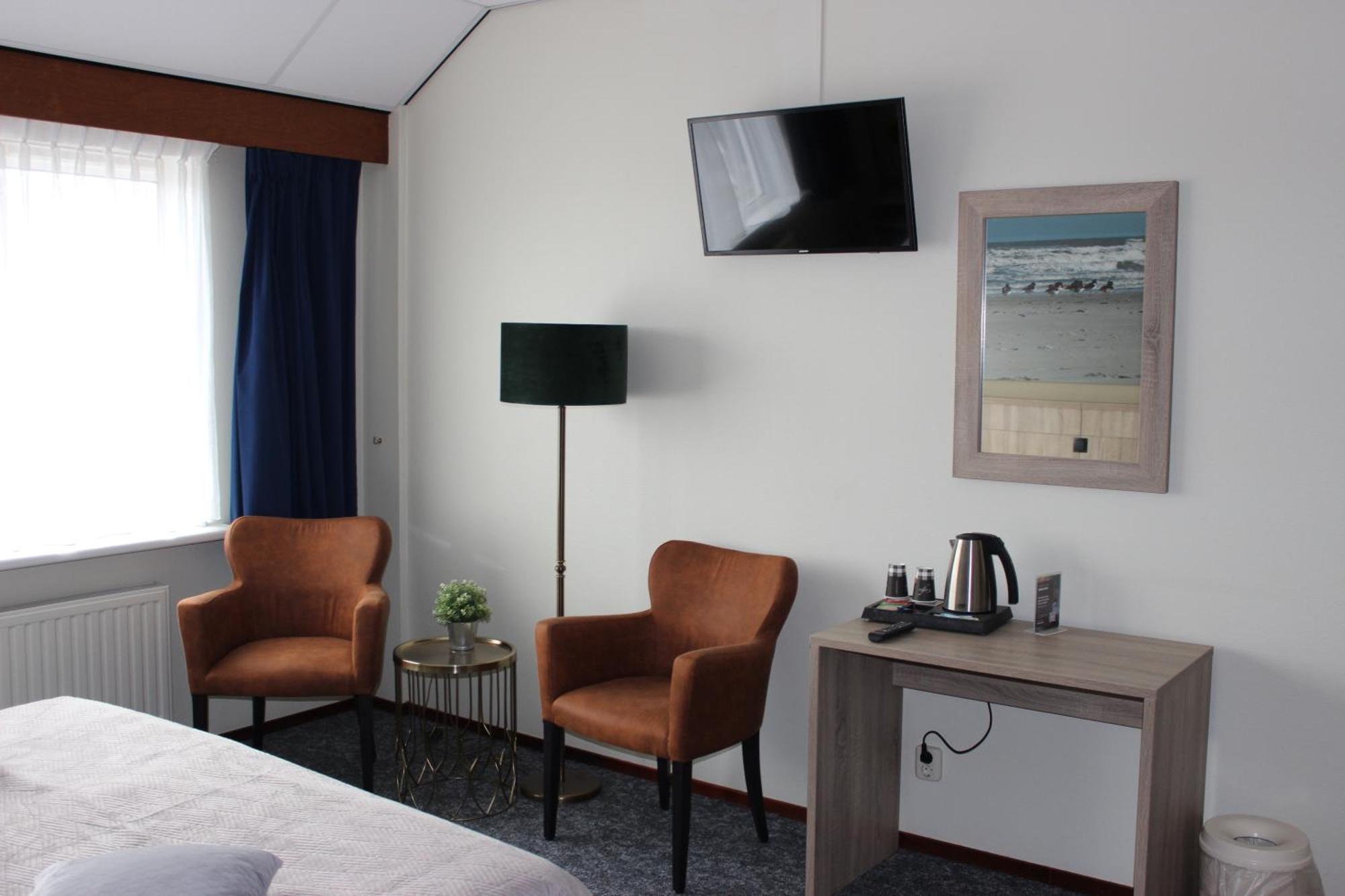 Hotel "De Klok" Buren  Ngoại thất bức ảnh
