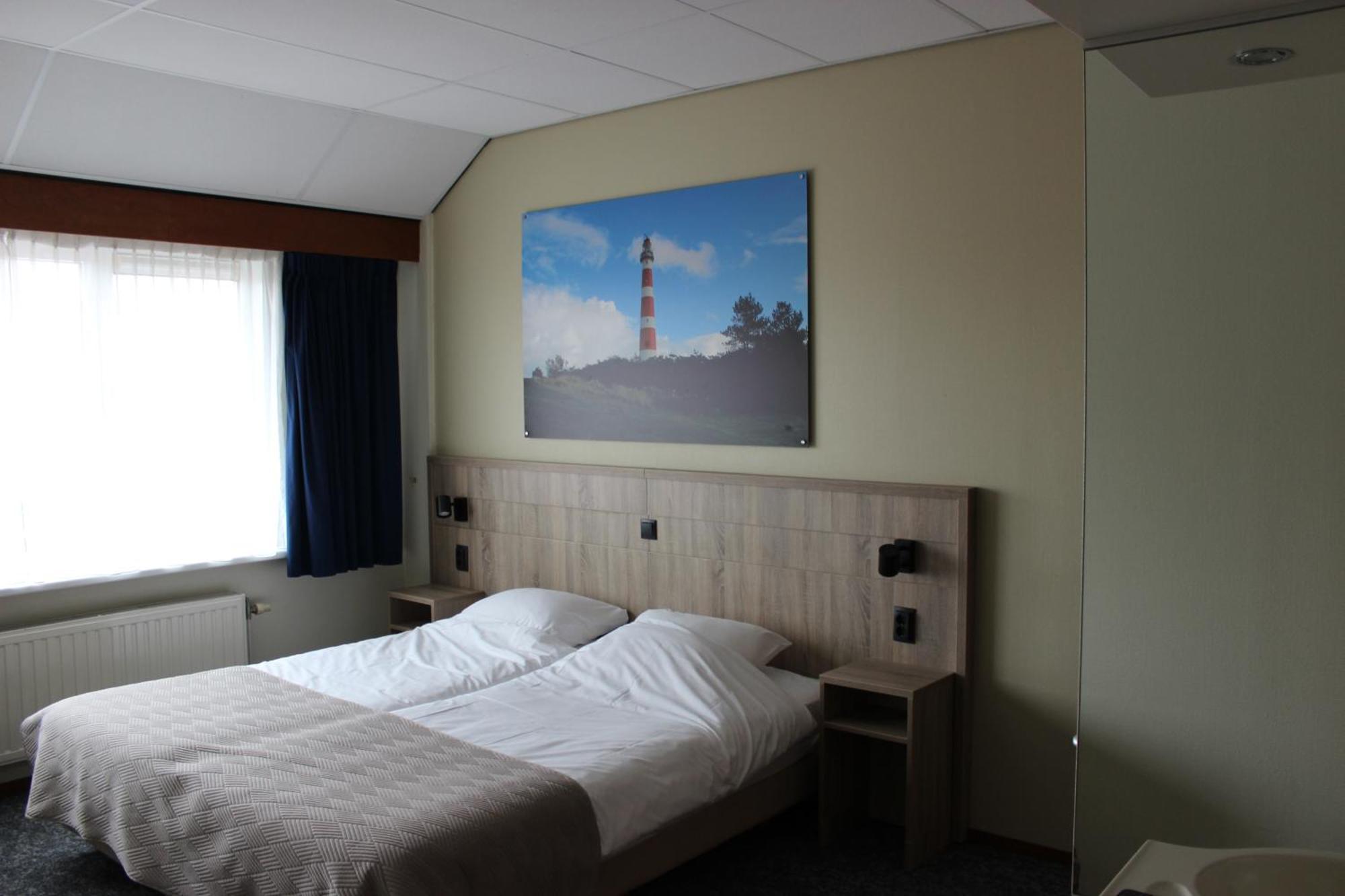 Hotel "De Klok" Buren  Ngoại thất bức ảnh